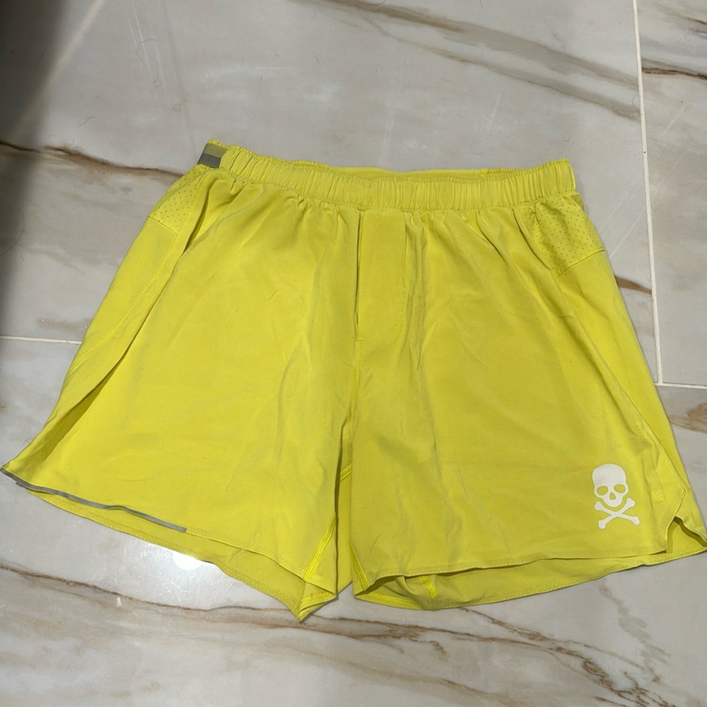 Lululemon for SoulCycle Surge Short 6” Inseam LINED Neon Yellow Size Large